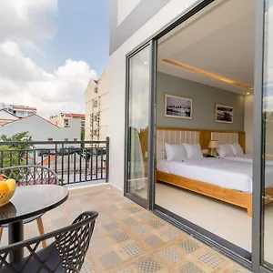  Villa Babylon
